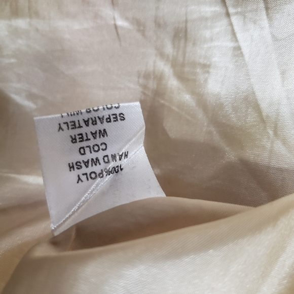 Jun & Ivy pleated Metallic gold & bright coral Skirt Size Medium - Picture 14 of 16